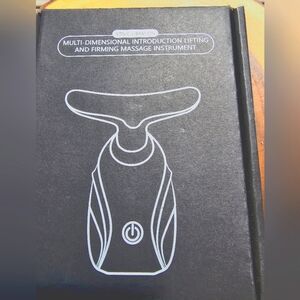 FREEGIFTW/$40PURCHACE Neck Snacher! Neck Massage